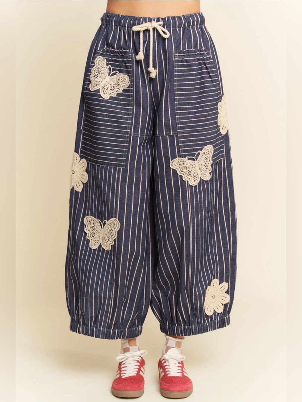 Davi & Dani Blue Stripe Butterfly Barrel Pants - Picture 3 of 6